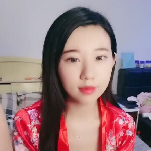 居家小夫妻啪啪下海,美嬌妻端莊大方賢惠,皮膚白皙,幹的奶子上下晃來晃去[MP4/600M]