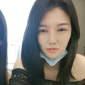 高顏值姐妹花下海果聊,女神前毫無保留脫給妳看,粉嫩鮑魚嫩如少女[MP4/562M]