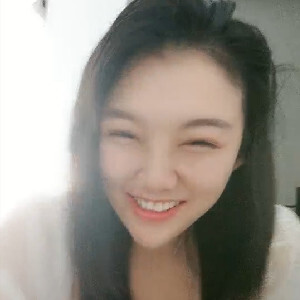 高顏值禦姐閨蜜姐妹花齊下海,情趣黑絲,貌美如花,小茓保養不錯,還是粉色的[MP4/1G]