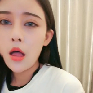 高顏值花臂社會姐天天就點外賣玩不同男人,長得挺純,內心真的臊[MP4/670M]