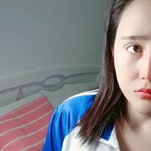 校園三姐妹欠了幾千貸款還不上肉償,老哥換著幹,茓太緊幹幾下就停壹會,怕射出來[MP4/874M]