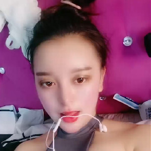 丸子頭混血美女,開胸誘惑,自摳黑沐洱,水簾洞壹般全是汁液向外流[MP4/811M]