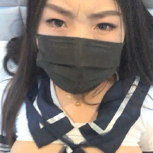 酒店開房激戰大奶黑絲學生制服妹,天然大奶就是好,幹起來晃來晃去的很帶感[MP4/412M