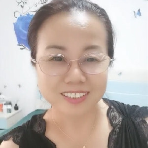 熟女控福利,慈眉善目老熟女和帥氣幹兒子快樂同居生活,媽媽的B好艹嗎,肥臀真誘人[MP4/430M]