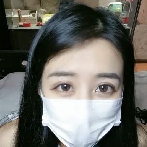 性感厚唇下賤女M自願擔任主人忠誠的母狗,雙腿大開捆綁接受鞭打,自動打炮機的轟擊[MP4/782M]