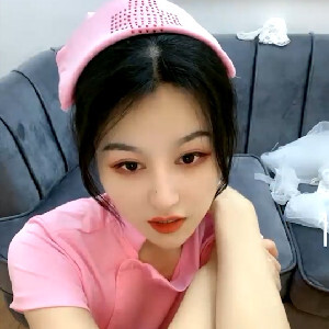 清純氣質護士服美少婦,妳的居家私人保健護士,哪裏不舒服舔哪裏[MP4/881M]