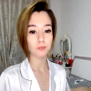 花臂社會人少婦和大哥居家啪啪,大哥明顯幹多幹膩了,躺著被舔硬被迫插了進去[MP4/694M]