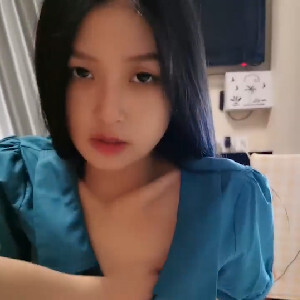 校園大二OO後極品舞蹈系小師妹兼職下海,身材好軟啊,可惜跳舞的女生奶子壹般都不大[MP4/305M]