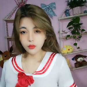 青春活力四射黃毛丫頭學生制服,齊胸上衣露出堅挺美乳,勾人十足[MP4/835M]