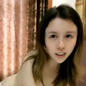 很有味道大奶美少婦大早晨剛睡醒,隔著內內用BB摩擦男友大J8,被撥開內褲壹頓插[MP4/440M]