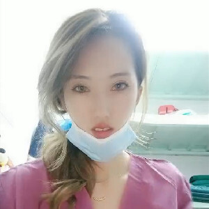 手術室主刀醫師助理護士,夜班更衣室大膽紫薇,自爆醫院護士醫生啪啪潛規則[MP4/650M]