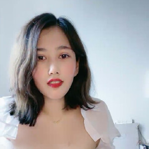 竹笋乳风情气质韵味御姐,一对豪乳大而有型,妹妹小茓好看嘛哥哥[MP4/907M]