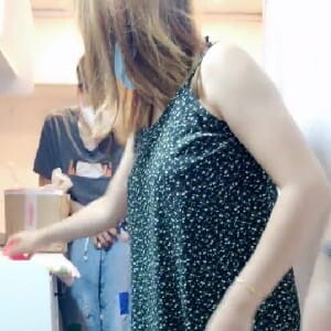 移動房車內迷亂之旅,帶倆臊娘們到處啪,有胖有瘦,都要嘗壹嘗[MP4/1G]