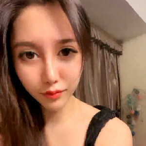 高颜值轻熟女少妇保养的真不错,没有一丝赘肉,小茓毛毛刮得十分干净[MP4/650M]