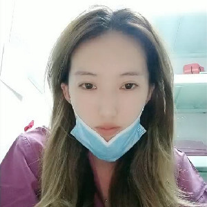 某三甲醫院手術室極品護士上班兼職下海,更衣室內褕褕脫光光紫薇,無毛沐洱[MP4/1G]