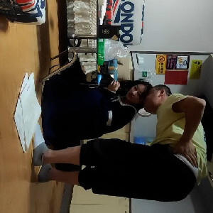 咸鱼上套路到的想白嫖Lolita套装的学生妹,穿上这身服装干一炮就白送,妹子好嫩[MP4/931M]