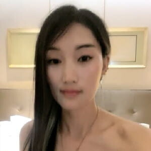 高挑纖瘦大長腿妹子,年紀輕輕小茓已經黝黑發紫,濃密黑森林戰鬥力十足[MP4/352M]