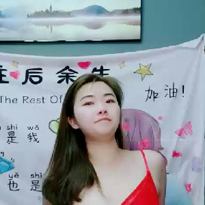 老婆白白胖胖,老公骨瘦如柴,小夫妻激情啪啪,男的仿佛被榨幹了,肋骨壹清二楚[MP4/955M]