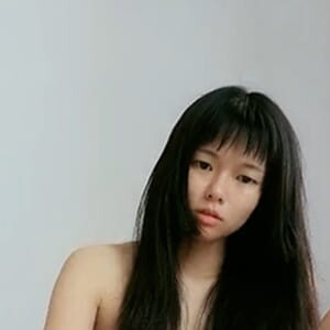 貴在真實,居家夫妻出租屋啪啪,美少婦自己被幹爽了,還用手指爆老公菊花[MP4/394M]