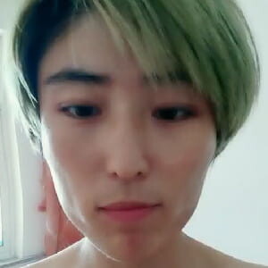 出租屋激戰短發風臊少婦姐姐,菊花都開發了,粗長黑大屌直接插入後庭花[MP4/276M]