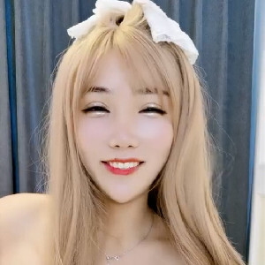 高顏值黃毛丫頭某音顏值主播,生活不易,綠播轉黃播了,笑起來好甜[MP4/1G]