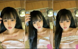 高顏值大眼睛童顏90後美女姐姐,不說自己年齡,壹點看不出30歲了[MP4/342M]