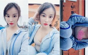 工地絕美小少婦,旁晚趁工友外出,板房內激情紫薇,忘情呻吟差點被發現[MP4/570M]