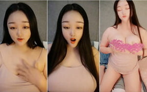 豐潤巨乳虎式坦克肥女,壹身肥肉被幹起來壹定特別舒服[MP4/570M]