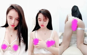 高顏值娃娃臉軟妹子,長得有點像洋娃娃,沐洱粉嘟嘟好嫩啊[MP4/822M]