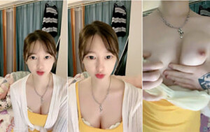 高顏值大眼睛臉龐圓潤清純系OX後妹子,長得乖巧可愛,奶子粉嘟嘟的[MP4/451M]