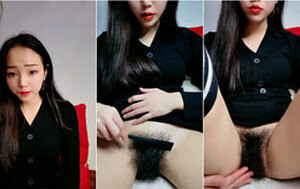 高顏值氣質美少婦,黑森林十分茂密,小茓像人的嘴巴壹樣,會壹張壹合[MP4/637M]