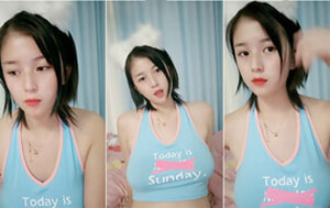 短發清純豐滿小胖妞,清純又可愛,人不大奶子超大,大的有點下垂了[MP4/617M]