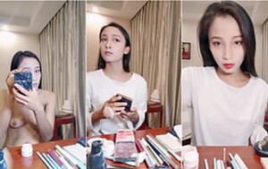 啪啪也要有儀式感,貧乳小姐姐洗香香專門化了妝配合男友[MP4/376M]