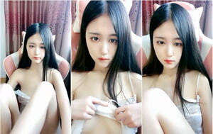 青春靚麗學生味很足的純情萌妹,粉嫩十足,看著就讓人春心蕩漾