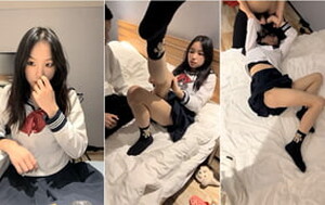 不良社會小太妹精神小夥的世界太瘋狂了,三個小夥子這是要把妹子幹腫的節奏