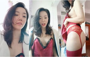 黑葡萄黑沐洱良家輕熟美婦,身子熟透了,居家果體展示,張開腿黝黑洞穴濕透了[MP4/343M]