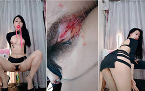 雪花啤酒瓶當道具紫薇,寂寞馬甲線美少婦太饑渴,表情欲仙欲死[MP4/782M]