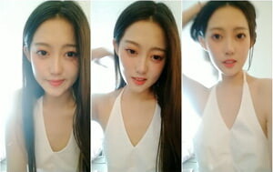 清純可愛極品大眼妹,人這麽漂亮,沒想到小茓保持依舊這麽粉嫩,流水好潤