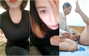 熟美40路離異阿姨約個猥瑣大叔,趴在茓上狗壹樣狂舔,阿姨被舔直接高潮