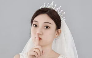 濟南良家沒少婦,人前賢惠,人後母狗,XXOO不雅視圖流出28P+17V