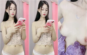 高顏值氣質仙女級小姐姐,身材曼妙,青春無限,三點全方位展示,很嫩很嫩