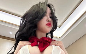 精品微密圈-張鑫2023年1-2月檔爬取全收藏151P+15V