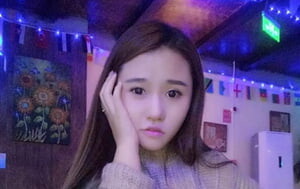 最新果貸逾期曝光-96年四川美少婦李Lin鑫大遲度自拍16P+1V