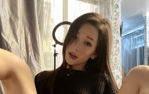 OnlyFans混血網黃-Ellieleen-全站資源爬取-強檔收藏-445P+206V-16Gb