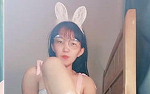 異物塞入！黃瓜、茄子、瓜果蔬菜插入-眼鏡少婦-合集16V-19小時43分-10.5Gb