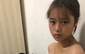 果貸最新逾期流出-25名逾期少婦、學生妹，附帶生活照-544P+30V-4.1Gb